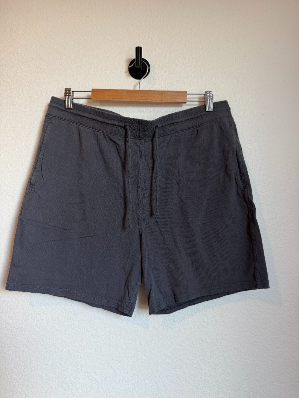 J. Crew Men's Charcoal Gray 100% Cotton Jersey Shorts Large